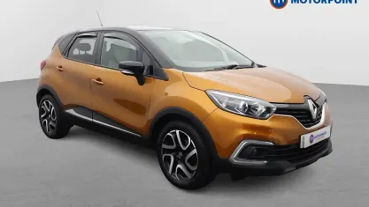 Used Renault Captur Iconic 90 HP (66 kW) 2019 Orange/black SUV