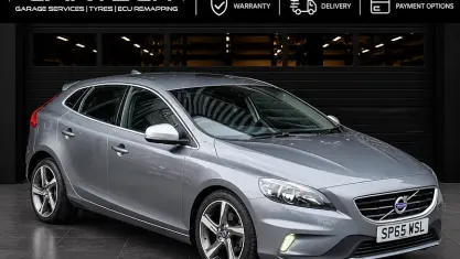 Used Volvo V40 R-Design 122 HP (89 kW) 2015 Grey Hatchback