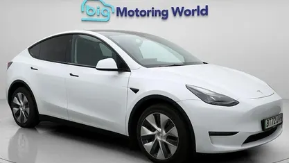 Used 2025 Tesla Model Y Long Range AWD SUV | £24,300 (Super price)