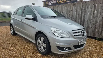 Used Mercedes B160 SE 95 HP (69 kW) 2010 Silver Hatchback