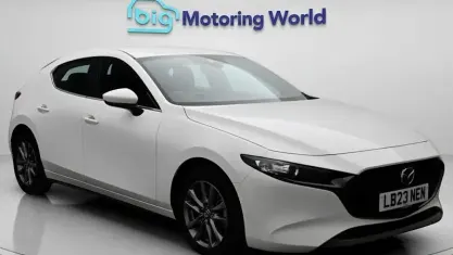 Used Mazda 3 122 HP (89 kW) 2022 White Hatchback