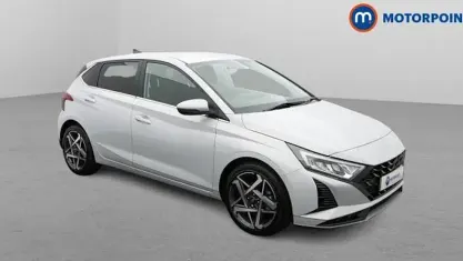 Usado Hyundai i20 Premium 101 HP (74 kW) 2025 Cinzento Citadino