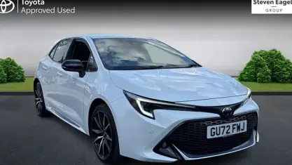 Used Toyota Corolla Sport 140 HP (102 kW) 2023 White Hatchback