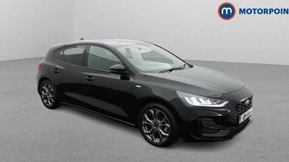 Używany Ford Focus ST-Line 125 KM (91 kW) 2023 Czarny Hatchback