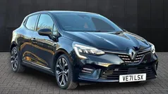 Black Used 2021 Renault Clio V SE Hatchback | £12,679 (Fair price)