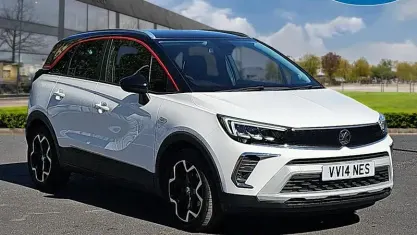 Used Vauxhall Crossland SRi 83 HP (61 kW) 2021 White SUV