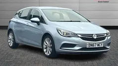 Used 2018 Vauxhall Astra Design Edition Hatchback | £8,614 (Fair price)