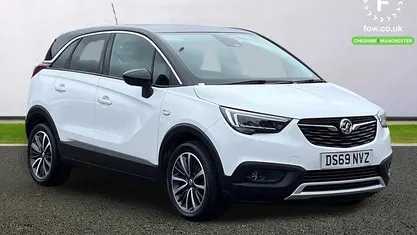 Used Vauxhall Crossland X Elite 102 HP (75 kW) 2019 White SUV