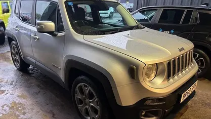 Used 2017 Jeep Renegade Limited SUV | £8,499 (Fair price)