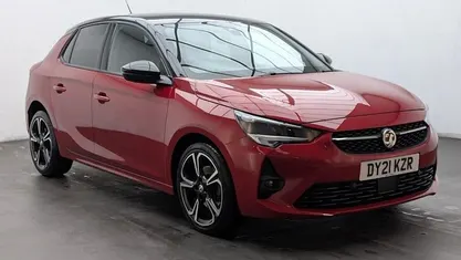 Used Vauxhall Corsa SRi 101 HP (74 kW) 2021 Red Hatchback