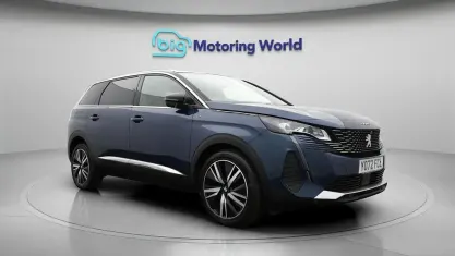 Used Peugeot 5008 Premium 131 HP (96 kW) 2022 Blue SUV
