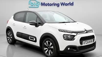Used Citroën C3 PureTech 83 HP (61 kW) 2024 White Hatchback