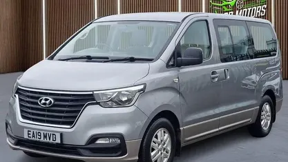Used Hyundai I800 SE 170 HP (125 kW) 2019 Silver MPV