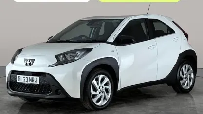 Used Toyota Aygo X PURE 72 HP (52 kW) 2025 SUV