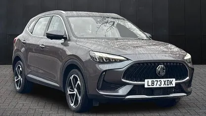 Grey Used 2023 MG HS SE SUV | £15,655 (Fair price)