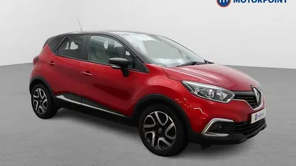 Used Renault Captur Iconic 90 HP (66 kW) 2019 Red/black SUV
