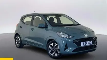 Used Hyundai i10 Advanced 67 HP (49 kW) 2024 Green Hatchback