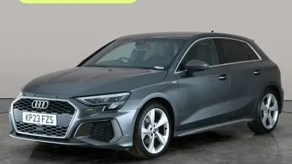 Usado Audi A3 Sportback S-Line 150 HP (110 kW) 2023 Cinzento Citadino