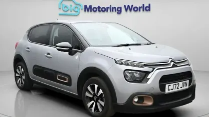 Usado Citroën C3 PureTech 83 HP (61 kW) 2023 Cinzento Citadino