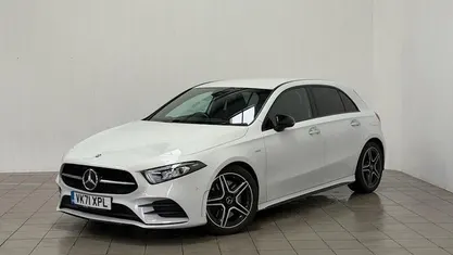 Used Mercedes A250 AMG Line Premium 224 HP (164 kW) 2021 White Hatchback