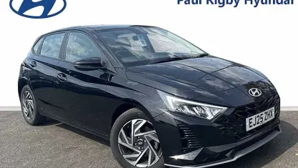 Used Hyundai i20 Advanced 101 HP (74 kW) 2025 Black Hatchback