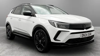 Used Vauxhall Grandland X 224 HP (164 kW) 2024 SUV