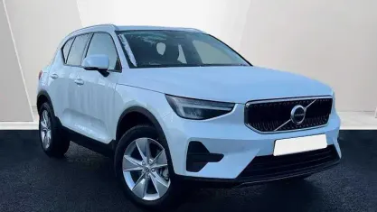 Used Volvo XC40 Core 163 HP (119 kW) 2026 White SUV