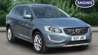Second-hand Volvo XC60 SE Lux 190 CP (139 kW) 2017 Albastru SUV