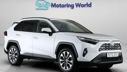 Used Toyota RAV4 222 HP (163 kW) 2025 SUV