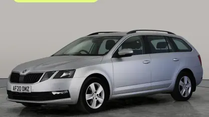 Używany Skoda Octavia SE Technology 116 KM (85 kW) 2020 Srebrny Kombi
