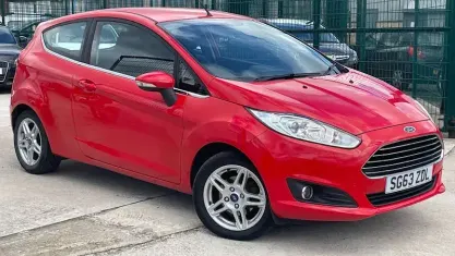 Käytetty Ford Fiesta Zetec 101 HP (74 kW) 2017 Viistoperä