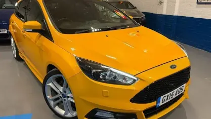 Käytetty Ford Focus ST 250 HP (183 kW) 2016 Viistoperä