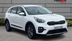 White Used 2022 Kia Niro 2 SUV | £13,899 (Fair price)