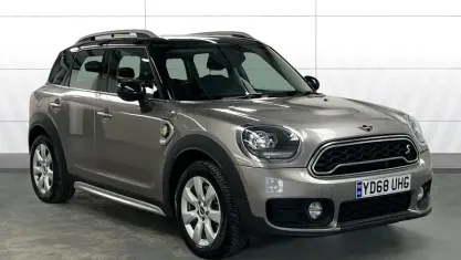Used Mini Cooper S Countryman 224 HP (164 kW) 2018 Silver SUV