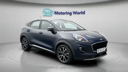Usado Ford Puma Titanium 125 CV (91 kW) 2022 Azul SUV