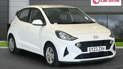 Used Hyundai i10 SE 67 HP (49 kW) 2022 White Hatchback