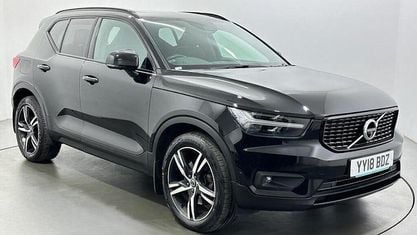 Begagnad Volvo XC40 190 HK (139 kW) 2018 Svart SUV