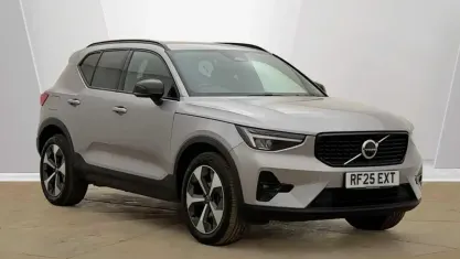 Used Volvo XC40 Plus 163 HP (119 kW) 2025 Silver SUV