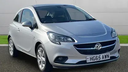 Usado Vauxhall Corsa 69 HP (50 kW) 2015 Prateado Citadino