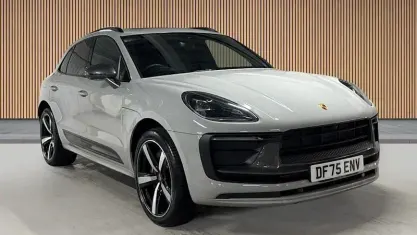 Used Porsche Macan 265 HP (194 kW) 2025 Crayon grey SUV