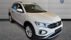White Used 2024 VW Golf VIII Style Hatchback | £23,593 (Fair price)