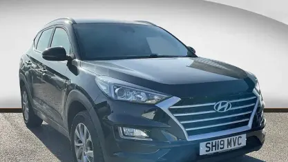 Used Hyundai Tucson SE 132 HP (97 kW) 2019 Black SUV