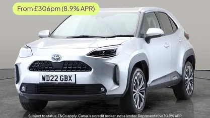 Used 2025 Toyota Yaris Hybrid Estate | £18,870 (Good price)