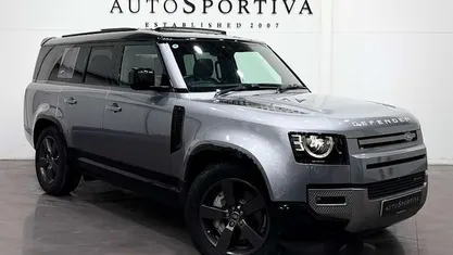 Used Land Rover Defender SE Dynamic 300 HP (220 kW) 2023 Grey SUV