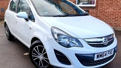 Used Vauxhall Corsa Design Edition 75 HP (55 kW) 2014 Hatchback