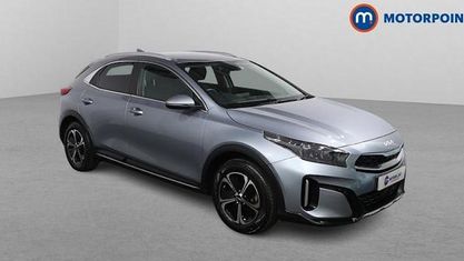 Usado Kia XCeed 141 HP (103 kW) 2023 Prateado SUV