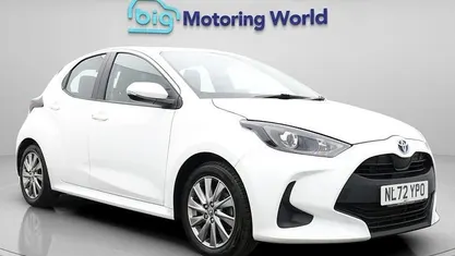 Used 2025 Toyota Yaris Hybrid Hatchback | £13,600 (Super price)