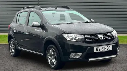 Used Dacia Sandero Lauréate 90 HP (66 kW) 2018 Hatchback