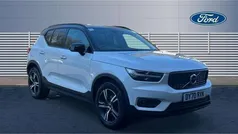 White Used 2020 Volvo XC40 R-Design SUV | £25,328 (Fair price)