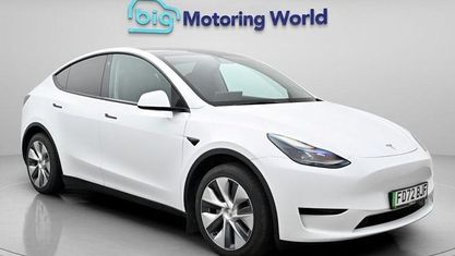 Begagnad Tesla Model Y RWD 219 kW (299 HK) 2024 SUV